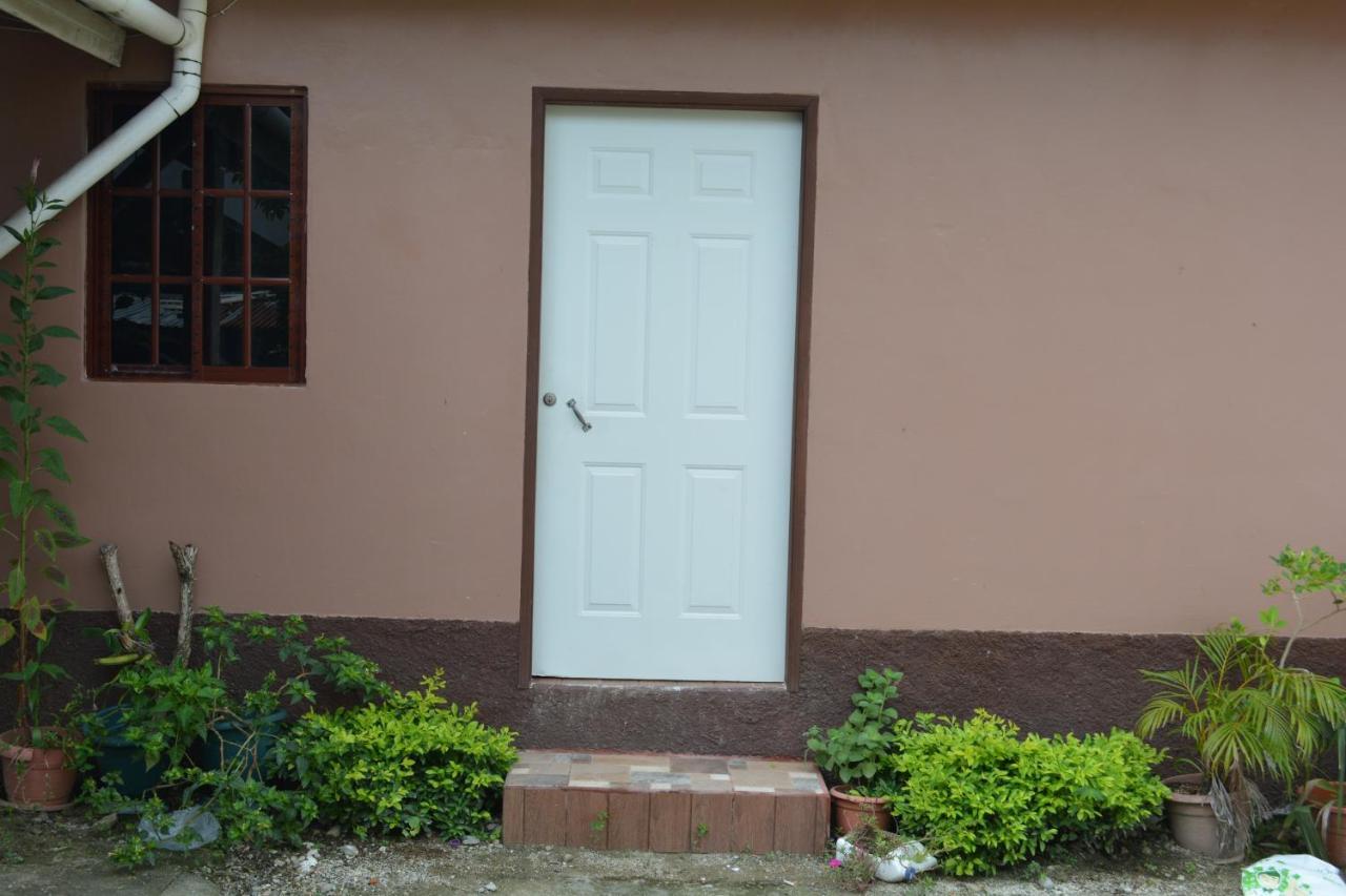 Apartamentos Y Hostal Rudon #1 Puerto Cortes Exterior foto